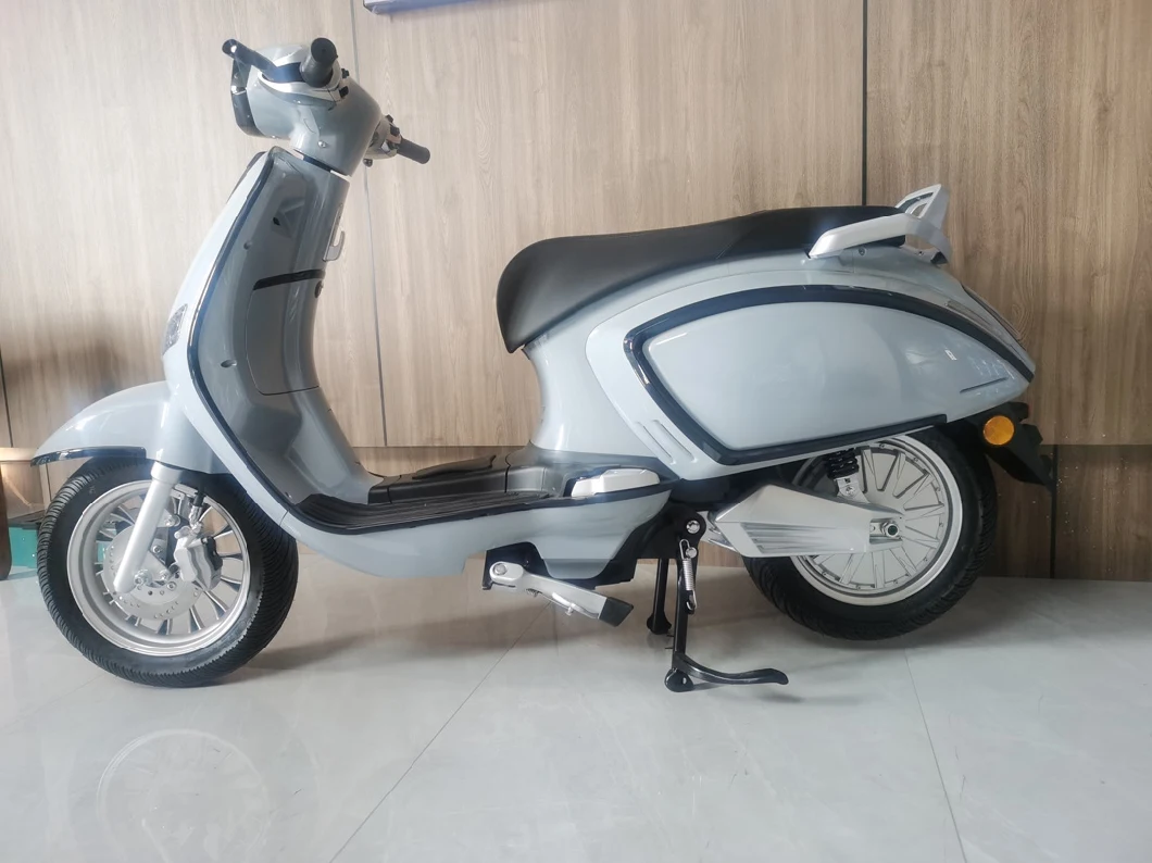 2022 Hot Selling Electric Scooter 1000W 60V Vespa CKD Electric Motorcycle for Adult